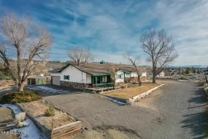 2715 Henning, Minden, Nevada 89423, 2 Bedrooms Bedrooms, ,2 BathroomsBathrooms,Residential,Residential,Henning,260000376