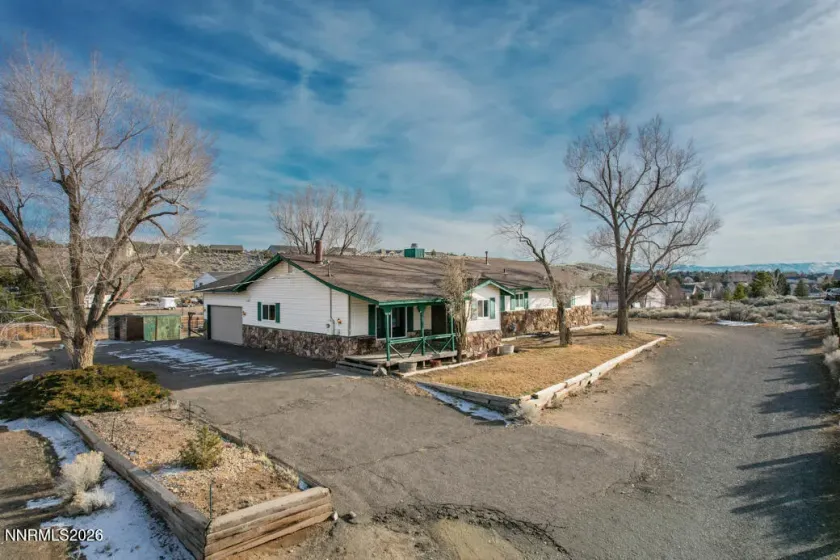 2715 Henning, Minden, Nevada 89423, 2 Bedrooms Bedrooms, ,2 BathroomsBathrooms,Residential,Residential,Henning,260000376