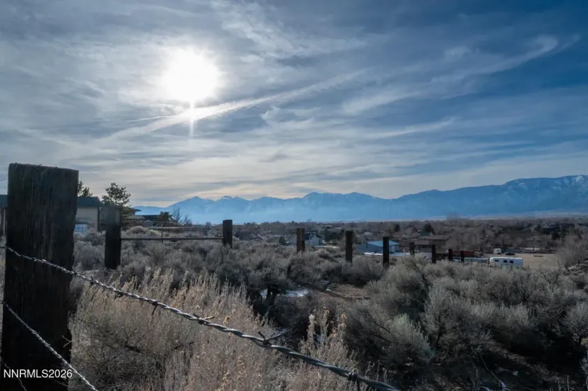 2715 Henning, Minden, Nevada 89423, 2 Bedrooms Bedrooms, ,2 BathroomsBathrooms,Residential,Residential,Henning,260000376