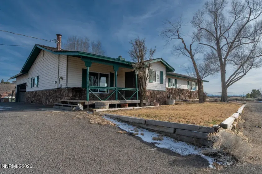 2715 Henning, Minden, Nevada 89423, 2 Bedrooms Bedrooms, ,2 BathroomsBathrooms,Residential,Residential,Henning,260000376