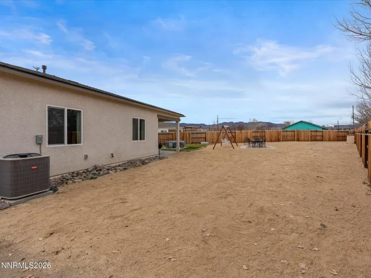 2645 Emerson, Fernley, Nevada 89408, 3 Bedrooms Bedrooms, ,2 BathroomsBathrooms,Residential,Residential,Emerson,260000378