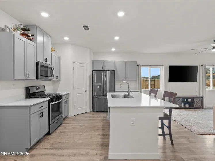 2645 Emerson, Fernley, Nevada 89408, 3 Bedrooms Bedrooms, ,2 BathroomsBathrooms,Residential,Residential,Emerson,260000378