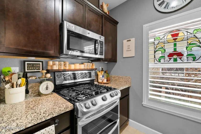 958 Marble Hills, Sparks, Nevada 89436, 2 Bedrooms Bedrooms, ,3 BathroomsBathrooms,Residential,Residential,Marble Hills,260000379