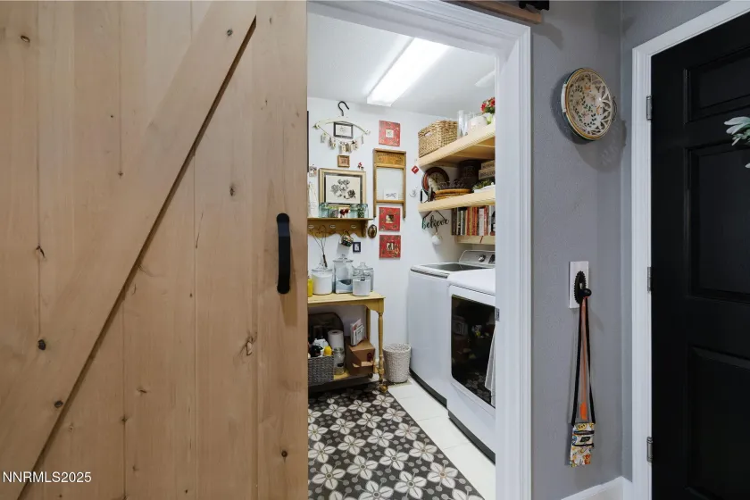 958 Marble Hills, Sparks, Nevada 89436, 2 Bedrooms Bedrooms, ,3 BathroomsBathrooms,Residential,Residential,Marble Hills,260000379