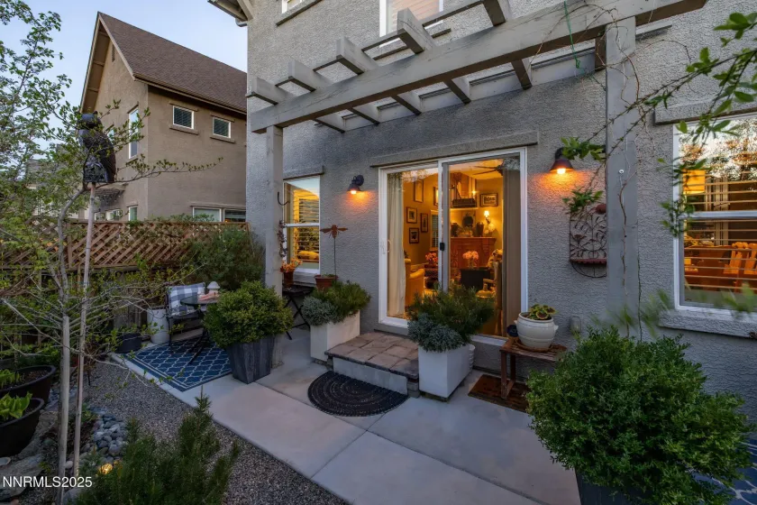 958 Marble Hills, Sparks, Nevada 89436, 2 Bedrooms Bedrooms, ,3 BathroomsBathrooms,Residential,Residential,Marble Hills,260000379