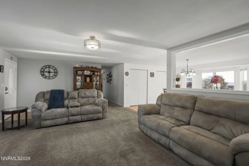 2615 Watt, Carson City, Nevada 89706, 3 Bedrooms Bedrooms, ,2 BathroomsBathrooms,Residential,Residential,Watt,260000381