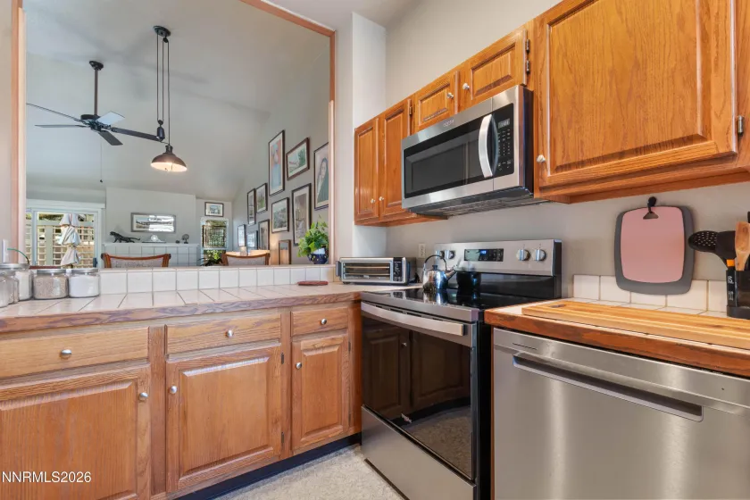 3210 Browns Creek, Reno, Nevada 89509, 2 Bedrooms Bedrooms, ,2 BathroomsBathrooms,Residential,Residential,Browns Creek,260000382