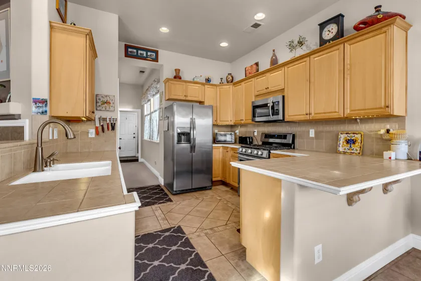 10470 Gold Arrow, Reno, Nevada 89521, 3 Bedrooms Bedrooms, ,2 BathroomsBathrooms,Residential,Residential,Gold Arrow,260000387