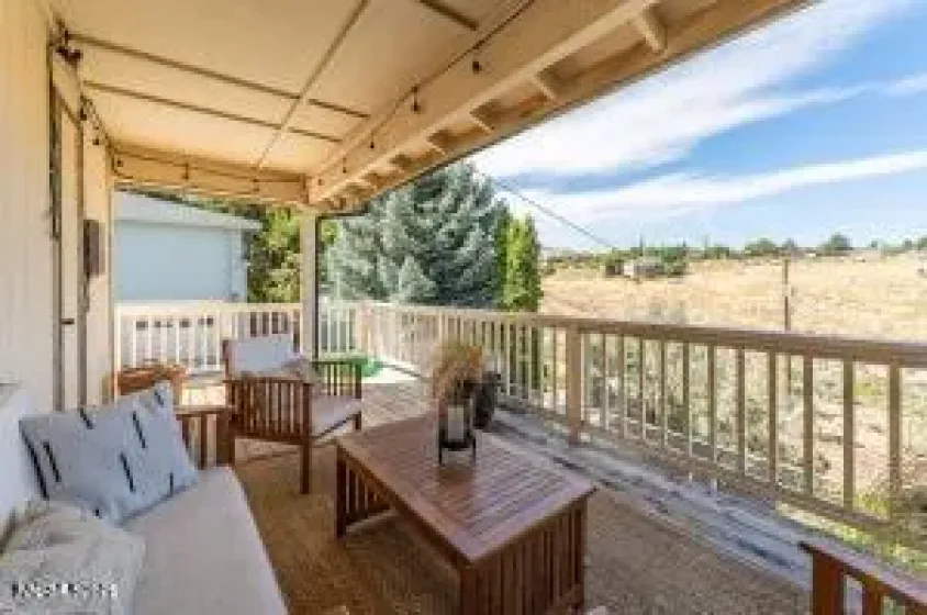 2301 Solari, Reno, Nevada 89509, 4 Bedrooms Bedrooms, ,3 BathroomsBathrooms,Residential,Residential,Solari,260000394