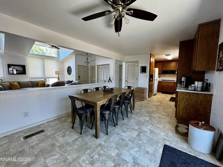 1700 Mackland, Minden, Nevada 89423, 3 Bedrooms Bedrooms, ,2 BathroomsBathrooms,Residential,Residential,Mackland,260000395