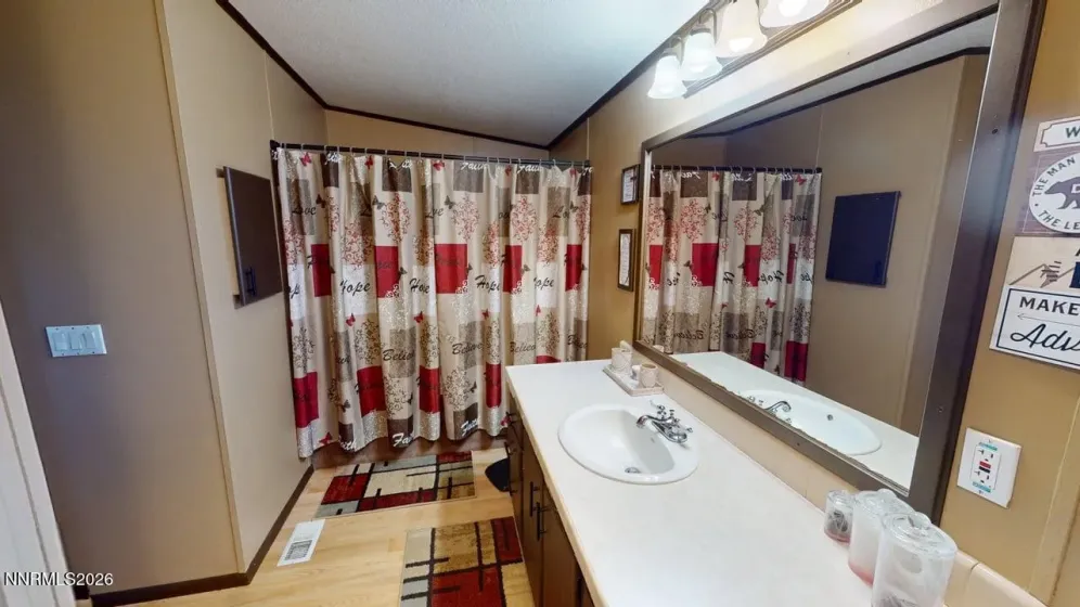 1675 Jensen, Battle Mountain, Nevada 89820, 4 Bedrooms Bedrooms, ,2 BathroomsBathrooms,Residential,Residential,Jensen,260000399