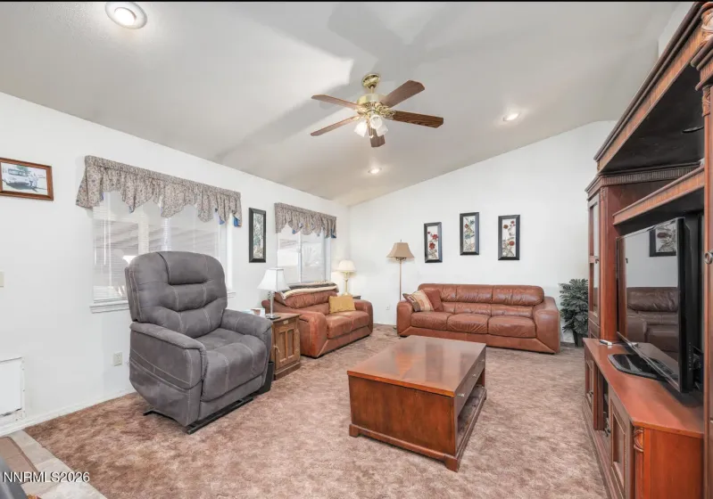 2100 Birch, Fallon, Nevada 89406, 3 Bedrooms Bedrooms, ,2 BathroomsBathrooms,Residential,Residential,Birch,260000400