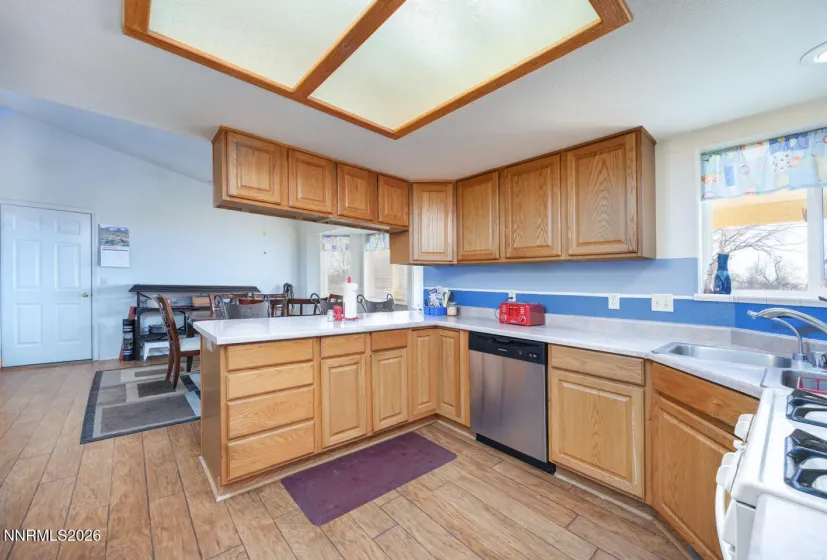 2100 Birch, Fallon, Nevada 89406, 3 Bedrooms Bedrooms, ,2 BathroomsBathrooms,Residential,Residential,Birch,260000400