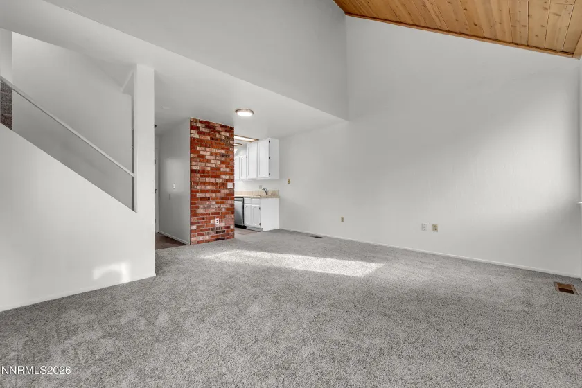 2561 Garfield, Sparks, Nevada 89431, 2 Bedrooms Bedrooms, ,2 BathroomsBathrooms,Residential,Residential,Garfield,260000402