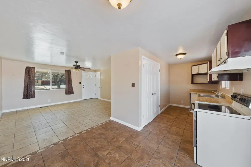 9035 Fremont, Reno, Nevada 89506, 3 Bedrooms Bedrooms, ,1 BathroomBathrooms,Residential,Residential,Fremont,260000411