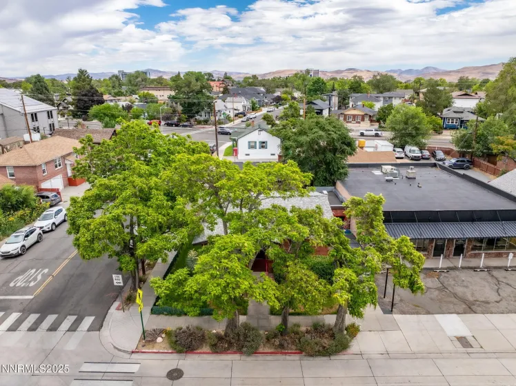 800 Center, Reno, Nevada 89501, 2 Bedrooms Bedrooms, ,2 BathroomsBathrooms,Residential,Residential,Center,260000413