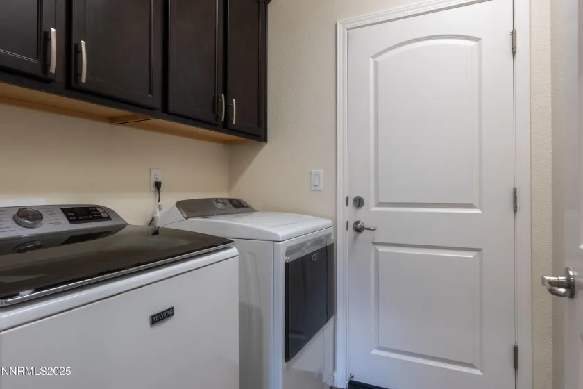 14524 Leiden, Reno, Nevada 89506, 3 Bedrooms Bedrooms, ,2 BathroomsBathrooms,Residential,Residential,Leiden,260000274