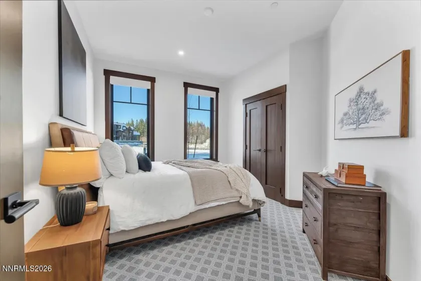 28 Beach Club, Stateline, Nevada 89449, 3 Bedrooms Bedrooms, ,2 BathroomsBathrooms,Residential,Residential,Beach Club,260000416