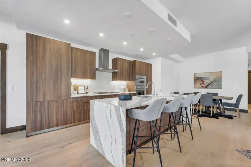 28 Beach Club, Stateline, Nevada 89449, 3 Bedrooms Bedrooms, ,2 BathroomsBathrooms,Residential,Residential,Beach Club,260000416