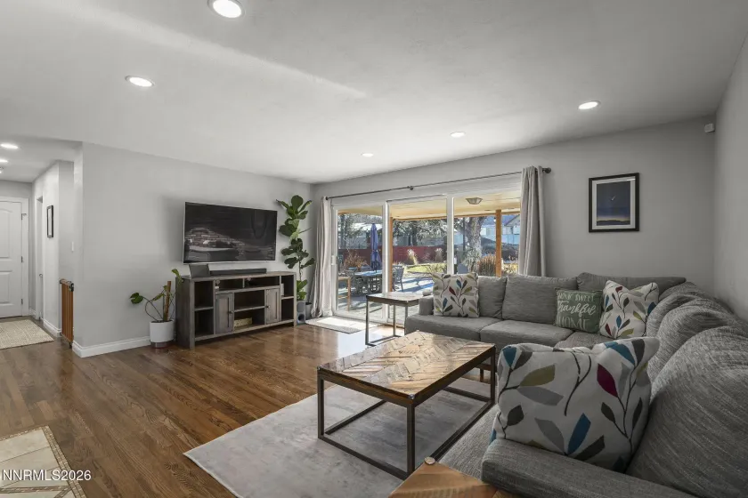 1790 Marla, Reno, Nevada 89509, 5 Bedrooms Bedrooms, ,3 BathroomsBathrooms,Residential,Residential,Marla,260000421