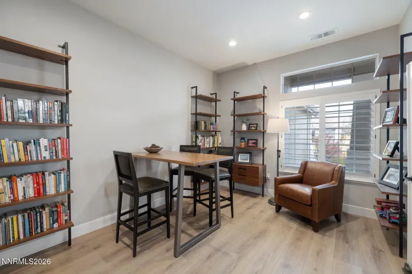 1290 El Monte, Reno, Nevada 89521, 3 Bedrooms Bedrooms, ,2 BathroomsBathrooms,Residential,Residential,El Monte,260000420