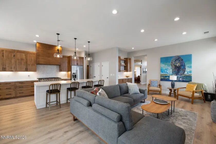 1290 El Monte, Reno, Nevada 89521, 3 Bedrooms Bedrooms, ,2 BathroomsBathrooms,Residential,Residential,El Monte,260000420