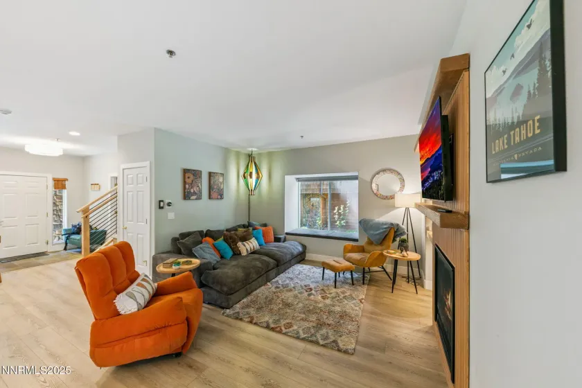 120 Country Club, Incline Village, Nevada 89451, 2 Bedrooms Bedrooms, ,3 BathroomsBathrooms,Residential,Residential,Country Club,260000426