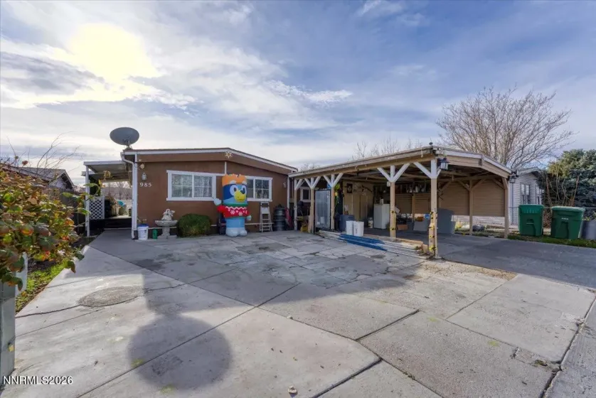 985 Villa, Fernley, Nevada 89408, 4 Bedrooms Bedrooms, ,2 BathroomsBathrooms,Residential,Residential,Villa,260000427