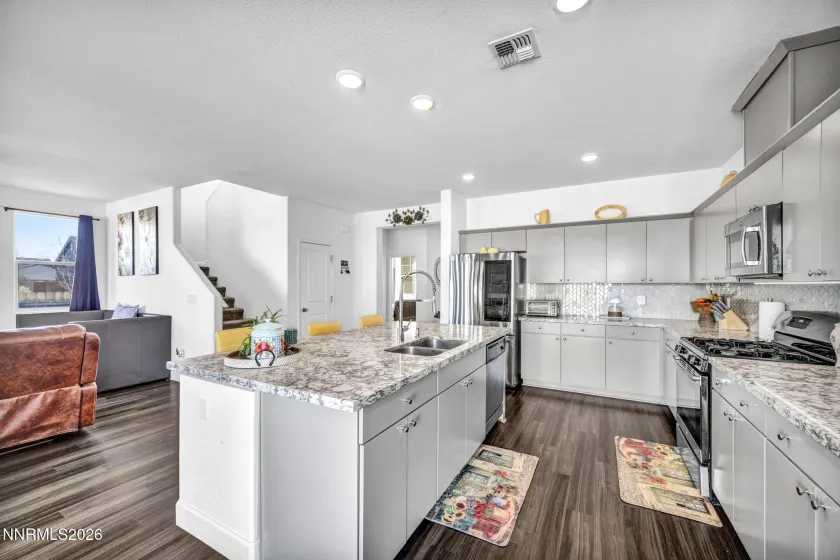 969 Estuary, Reno, Nevada 89506, 5 Bedrooms Bedrooms, ,3 BathroomsBathrooms,Residential,Residential,Estuary,260000433