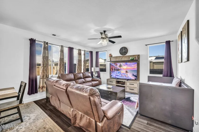 969 Estuary, Reno, Nevada 89506, 5 Bedrooms Bedrooms, ,3 BathroomsBathrooms,Residential,Residential,Estuary,260000433