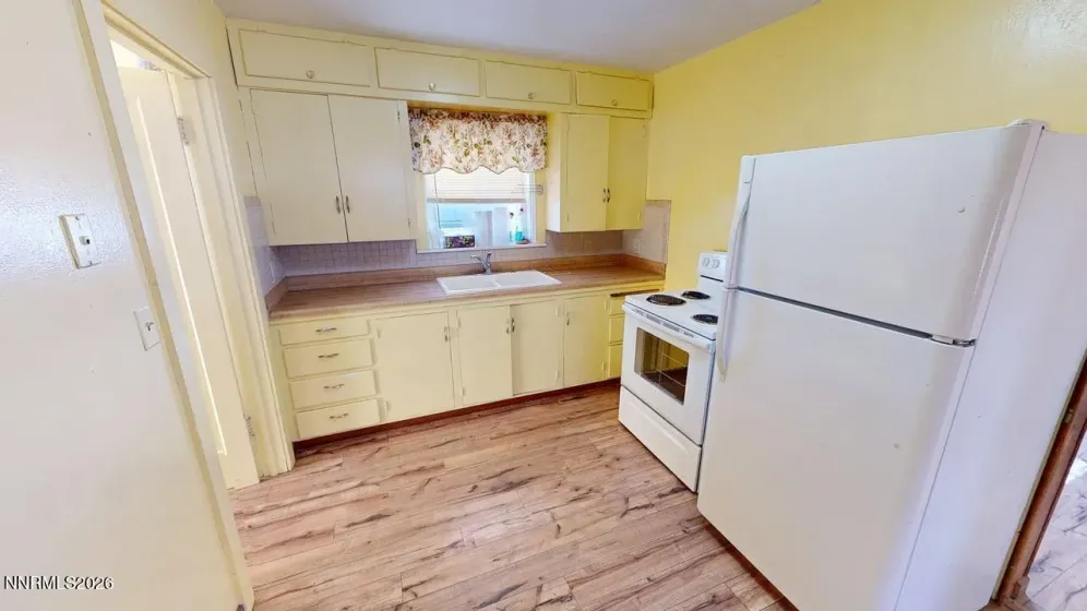 487 Galena, Battle Mountain, Nevada 89820, 2 Bedrooms Bedrooms, ,1 BathroomBathrooms,Residential,Residential,Galena,260000442