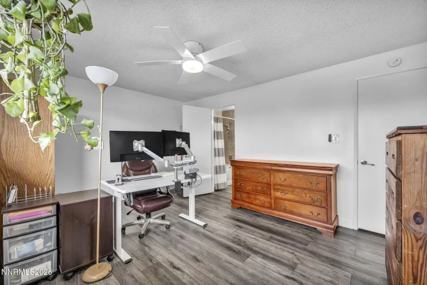 959 Mesa Ridge, Sparks, Nevada 89434, 3 Bedrooms Bedrooms, ,2 BathroomsBathrooms,Residential,Residential,Mesa Ridge,260000441