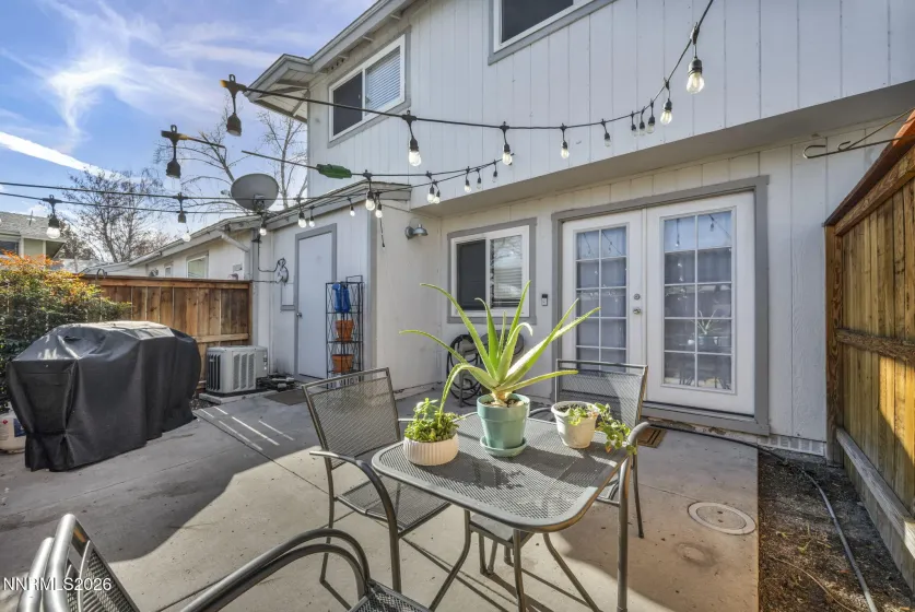 959 Mesa Ridge, Sparks, Nevada 89434, 3 Bedrooms Bedrooms, ,2 BathroomsBathrooms,Residential,Residential,Mesa Ridge,260000441