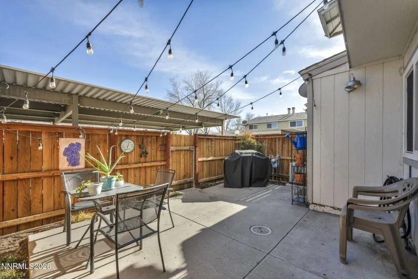 959 Mesa Ridge, Sparks, Nevada 89434, 3 Bedrooms Bedrooms, ,2 BathroomsBathrooms,Residential,Residential,Mesa Ridge,260000441