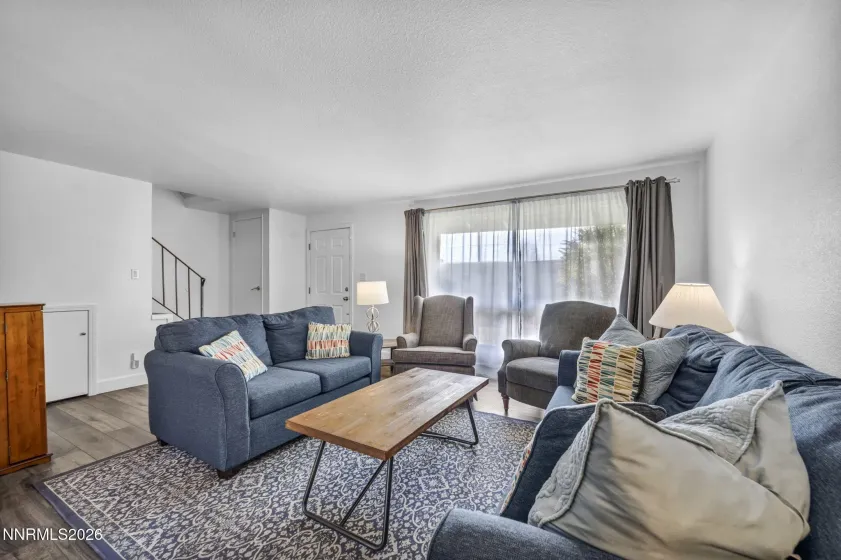 959 Mesa Ridge, Sparks, Nevada 89434, 3 Bedrooms Bedrooms, ,2 BathroomsBathrooms,Residential,Residential,Mesa Ridge,260000441