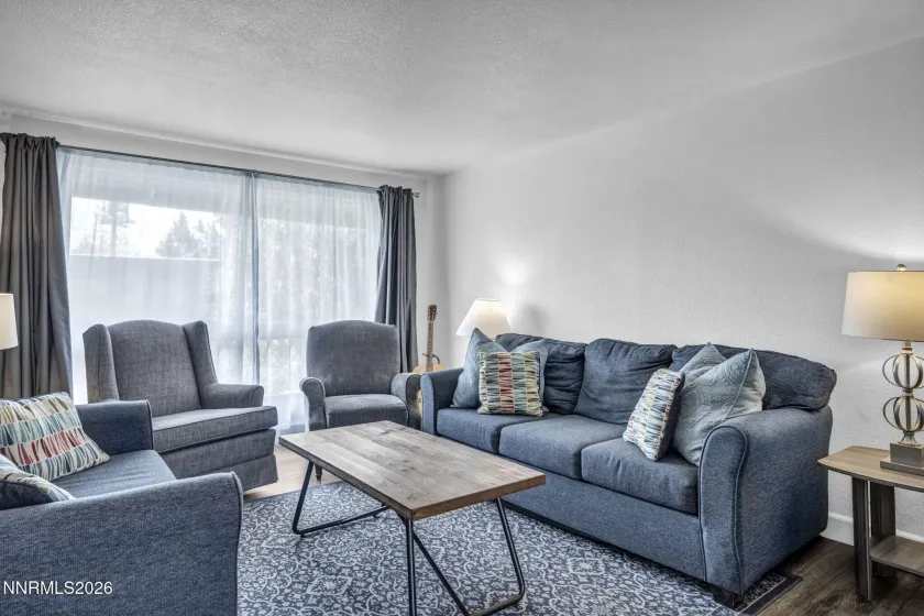 959 Mesa Ridge, Sparks, Nevada 89434, 3 Bedrooms Bedrooms, ,2 BathroomsBathrooms,Residential,Residential,Mesa Ridge,260000441