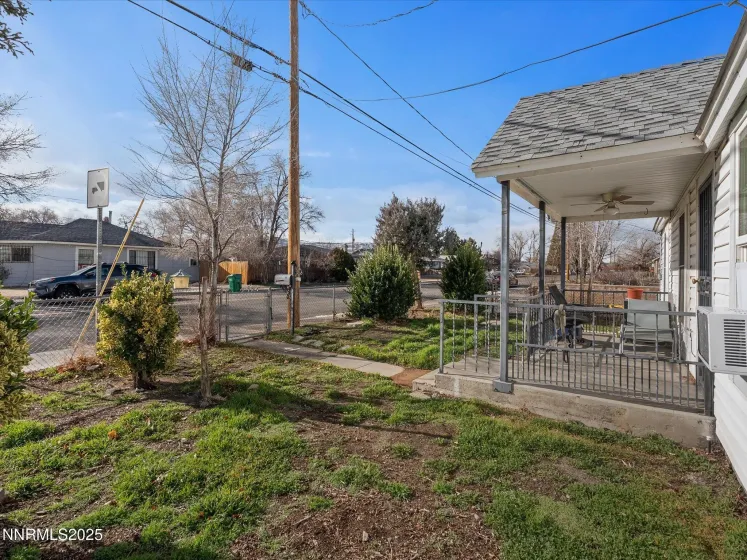 1001 Rock, Sparks, Nevada 89431, ,Commercial Sale,Residential,Rock,260000445