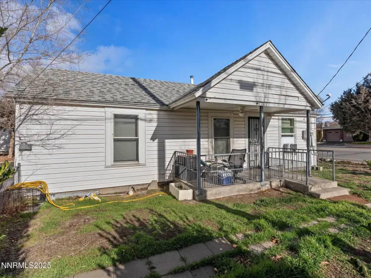 1001 Rock, Sparks, Nevada 89431, ,Commercial Sale,Residential,Rock,260000445