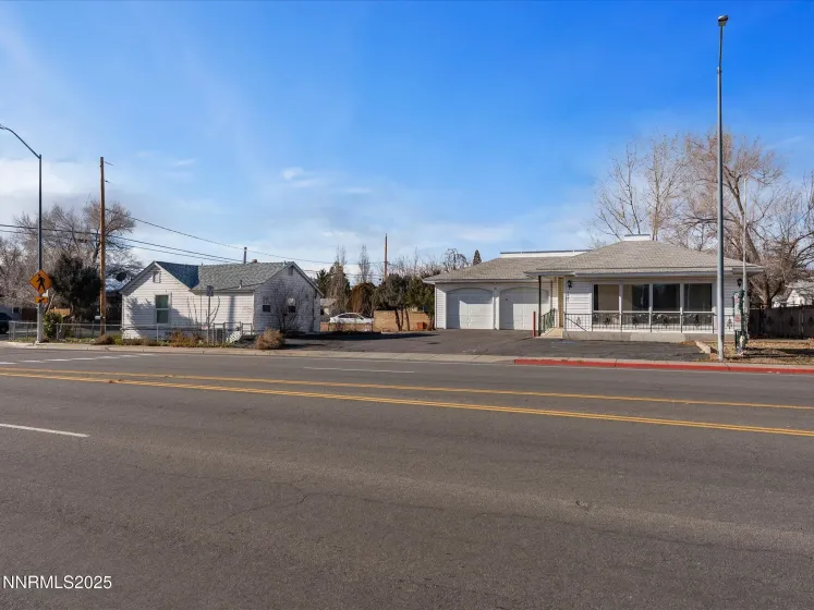 1001 Rock, Sparks, Nevada 89431, ,Commercial Sale,Residential,Rock,260000445