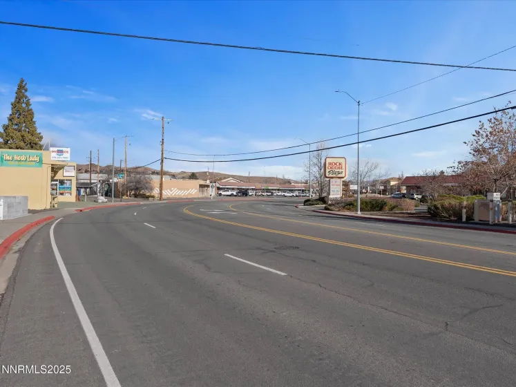 1001 Rock, Sparks, Nevada 89431, ,Commercial Sale,Residential,Rock,260000445