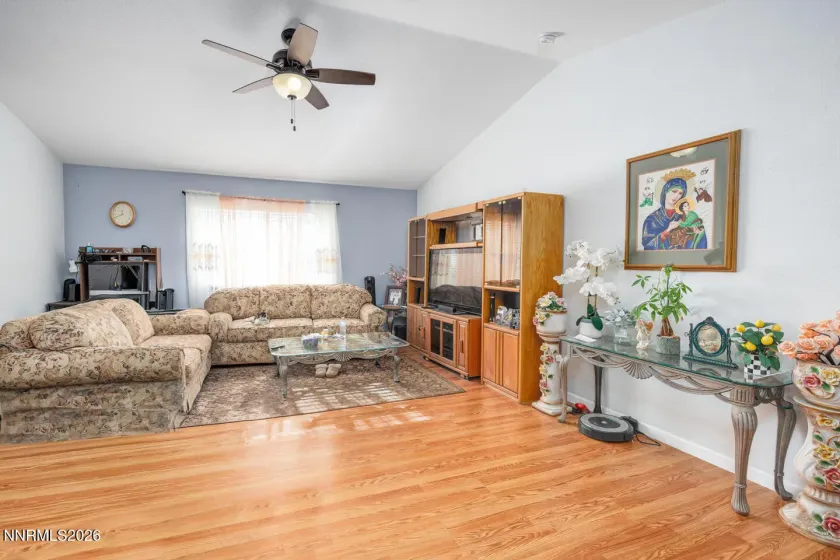 2885 Dallas, Fallon, Nevada 89406, 3 Bedrooms Bedrooms, ,2 BathroomsBathrooms,Residential,Residential,Dallas,260000451