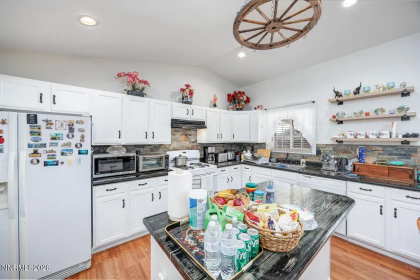 2885 Dallas, Fallon, Nevada 89406, 3 Bedrooms Bedrooms, ,2 BathroomsBathrooms,Residential,Residential,Dallas,260000451