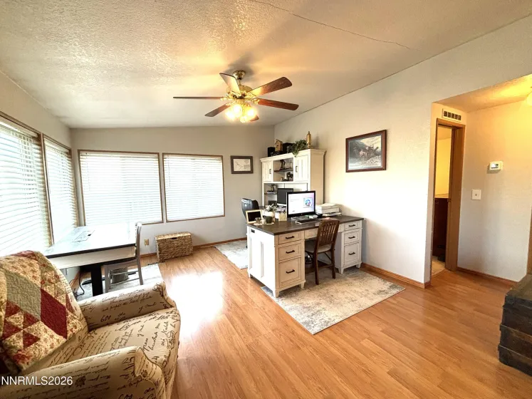 20 Mount Lewis, Battle Mountain, Nevada 89820, 3 Bedrooms Bedrooms, ,2 BathroomsBathrooms,Residential,Residential,Mount Lewis,260000457