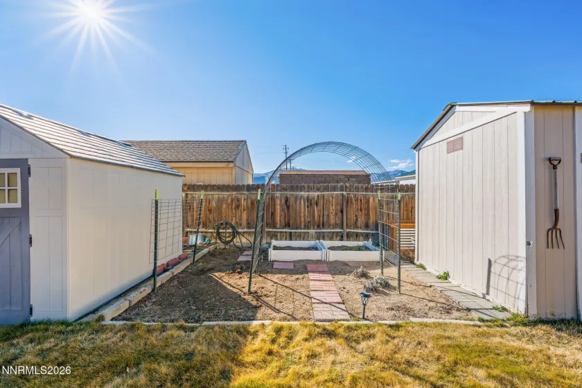 20 Mount Lewis, Battle Mountain, Nevada 89820, 3 Bedrooms Bedrooms, ,2 BathroomsBathrooms,Residential,Residential,Mount Lewis,260000457