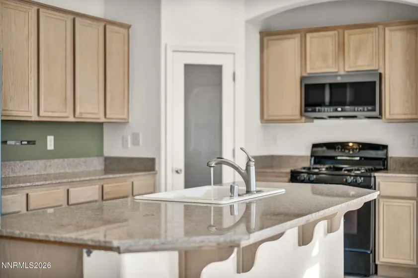 1472 Gaucho, Reno, Nevada 89521, 3 Bedrooms Bedrooms, ,2 BathroomsBathrooms,Residential,Residential,Gaucho,260000458