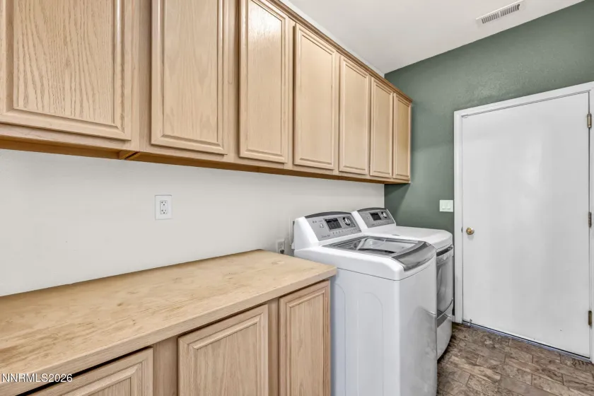 1472 Gaucho, Reno, Nevada 89521, 3 Bedrooms Bedrooms, ,2 BathroomsBathrooms,Residential,Residential,Gaucho,260000458