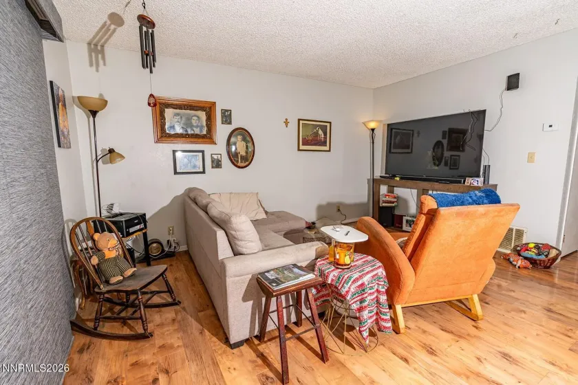 4608 Neil, Reno, Nevada 89502, 1 Bedroom Bedrooms, ,1 BathroomBathrooms,Residential,Residential,Neil,260000463