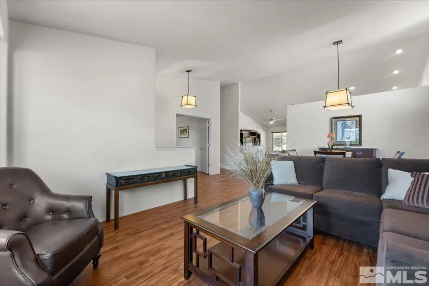 15524 Quicksilver, Reno, Nevada 89511, 4 Bedrooms Bedrooms, ,3 BathroomsBathrooms,Residential,Residential,Quicksilver,250006300