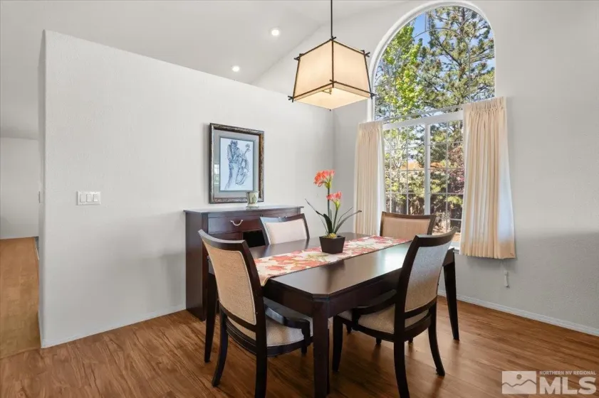 15524 Quicksilver, Reno, Nevada 89511, 4 Bedrooms Bedrooms, ,3 BathroomsBathrooms,Residential,Residential,Quicksilver,250006300