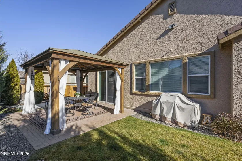 6825 Apus, Sparks, Nevada 89436, 3 Bedrooms Bedrooms, ,2 BathroomsBathrooms,Residential,Residential,Apus,260000470